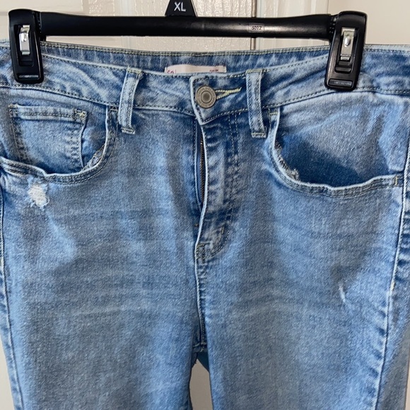 So high waisted ripped jeans - Picture 2 of 4